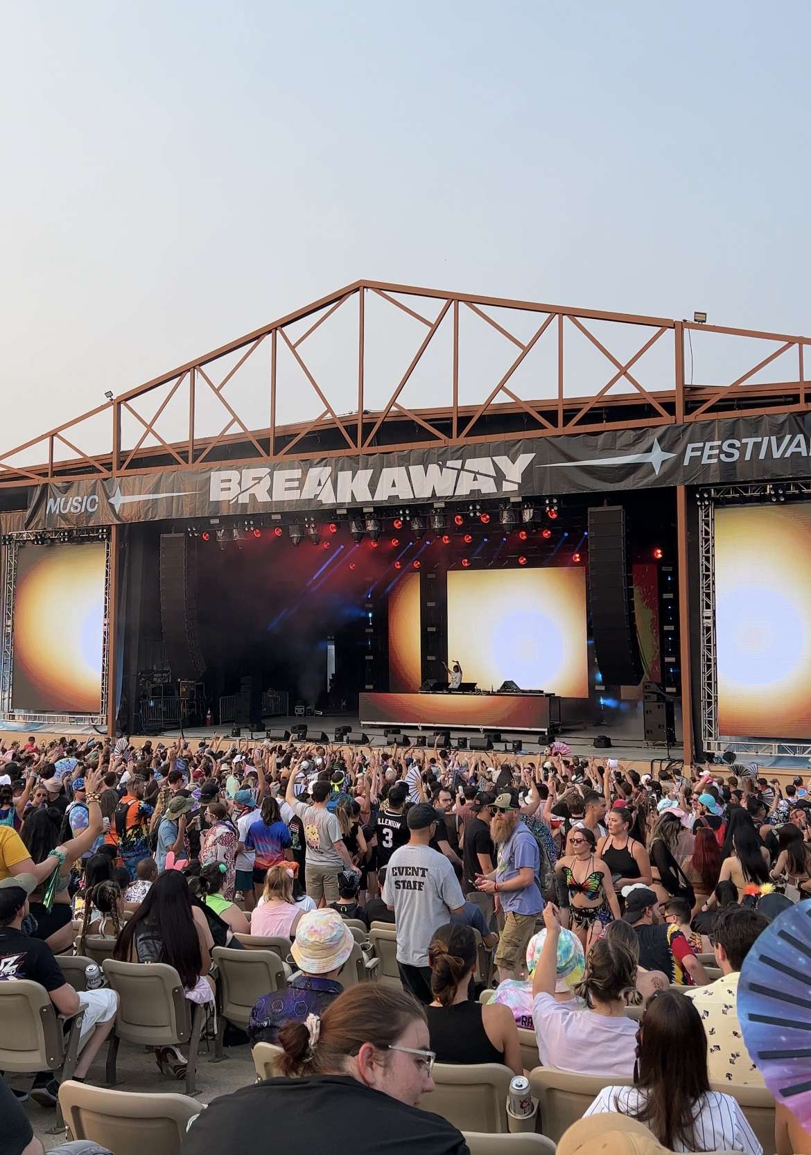 Breakaway Music Festival Takes Over Kansas City’s Azura Amphitheater