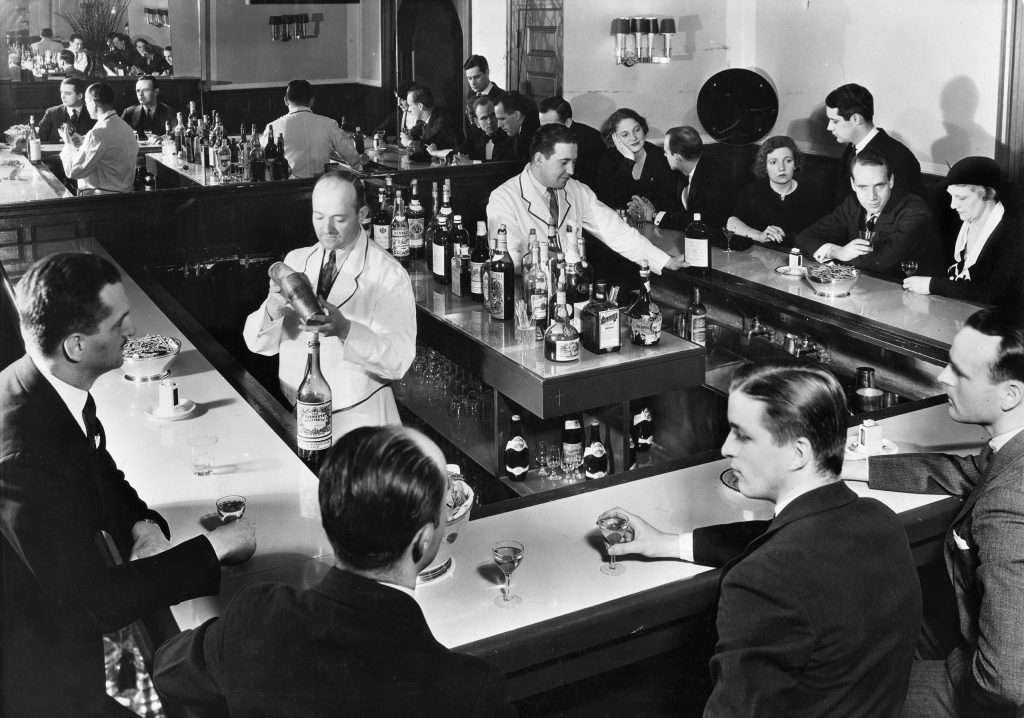The Secret Bars of New York City: A Guide to Modern Speakeasies