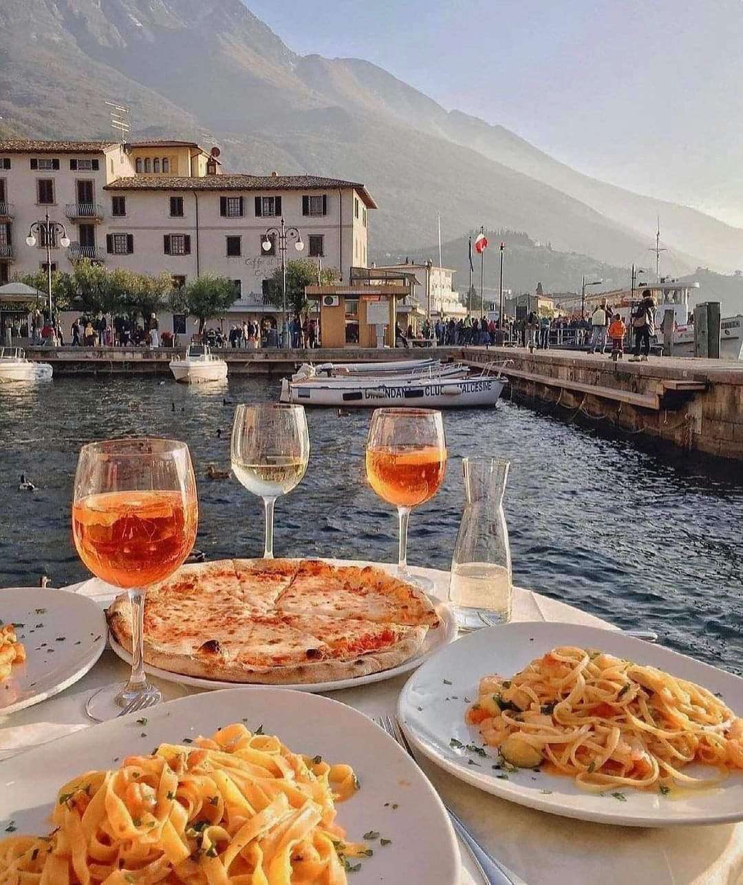 25 Foodie Destinations for 2025