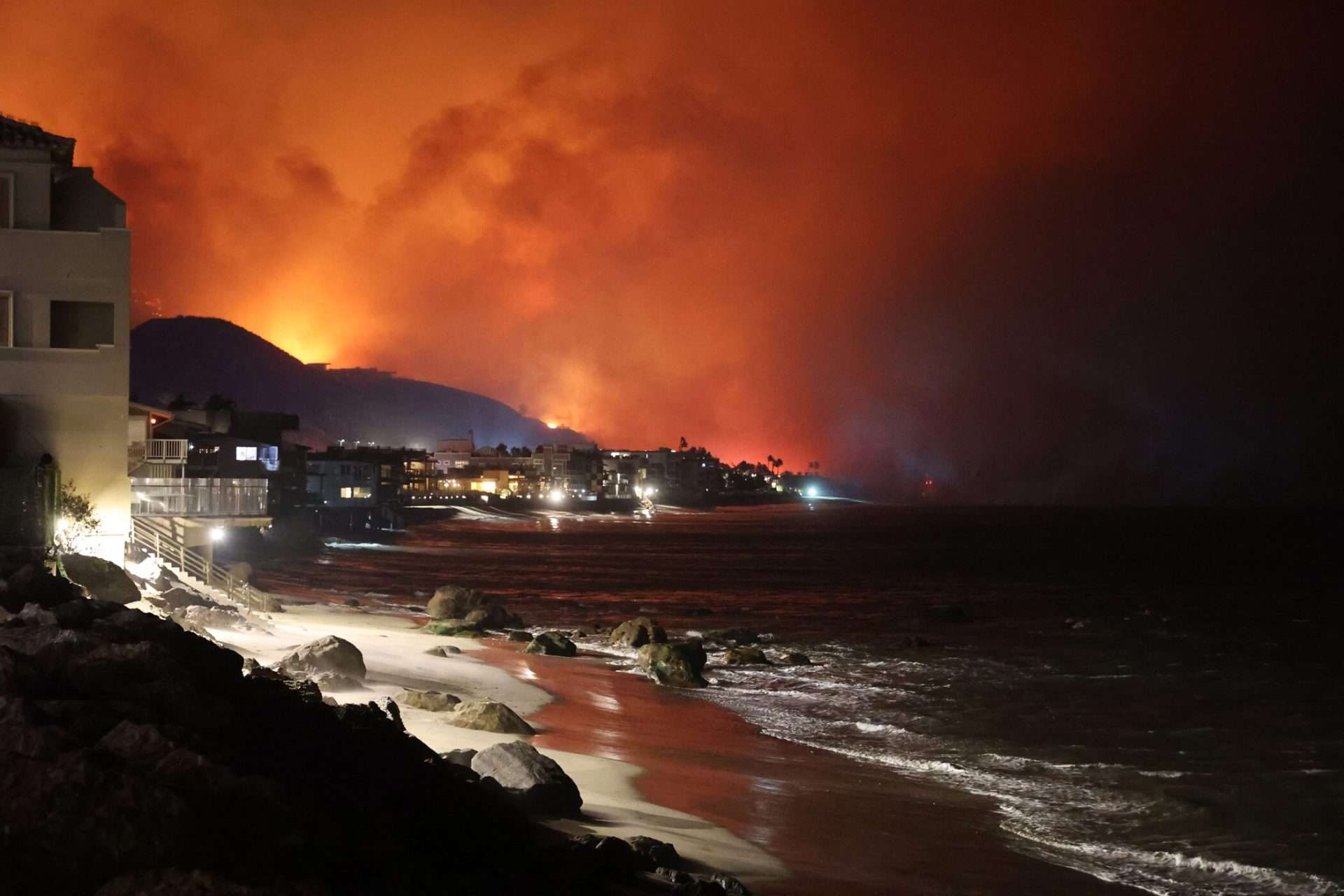 A Guide to LA Wildfire Relief: Donations, Stays, Free Meals, and More